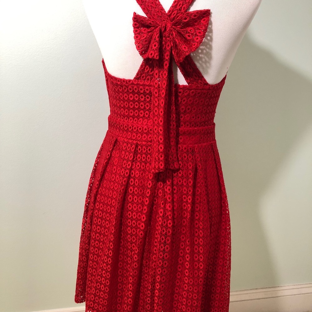 Dress - Picture 2 of 3